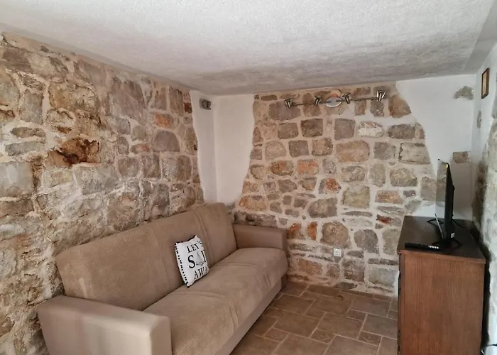 House Riva Apartment Pirovac