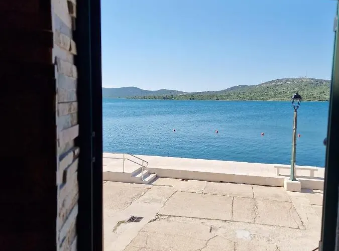 Apartment House Riva