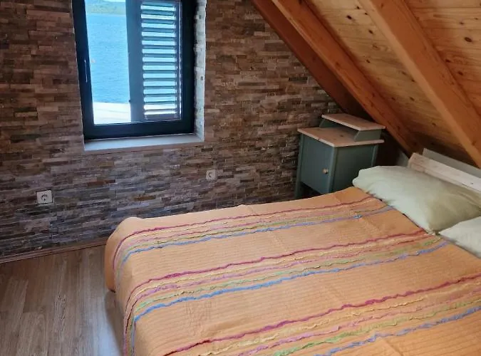 House Riva * ピロヴァッツ