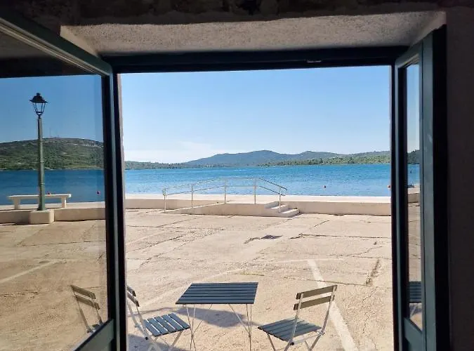 Apartment House Riva